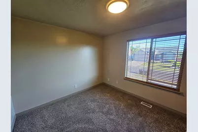 5669 W Lugano Dr S, West Jordan, UT 84084 - Photo 12