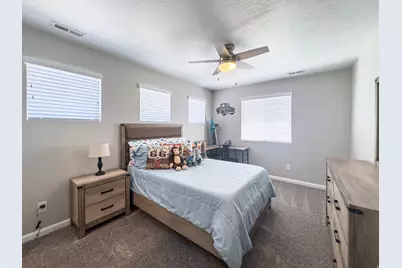 12332 S Bigbend Park Dr, Herriman, UT 84096 - Photo 24