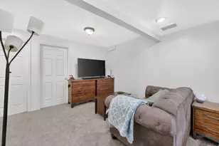 182 W 300 N, Bountiful, UT 84010 - Photo 10