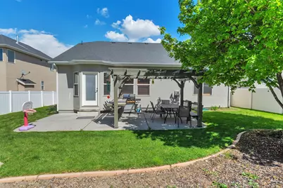 8256 S Imperial Oak Dr, West Jordan, UT 84081 - Photo 26