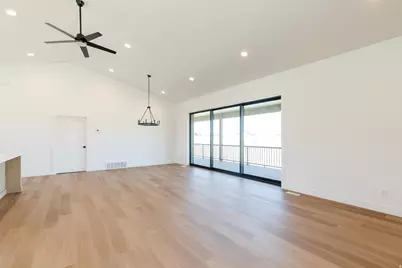 261 E Mariner Cir, Garden City, UT 84028 - Photo 2