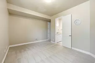 908 Fremont Rd, Bountiful, UT 84010 - Photo 82