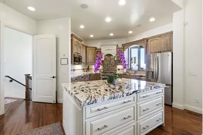 908 Fremont Rd, Bountiful, UT 84010 - Photo 18
