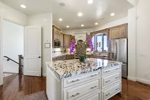 908 Fremont Rd, Bountiful, UT 84010 - Photo 18