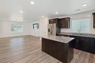880 N 900 W, Tremonton, UT 84337 - Photo 6