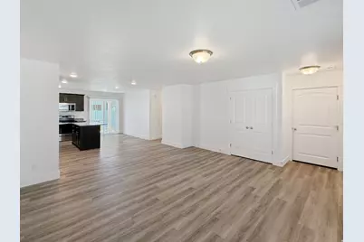 880 N 900 W, Tremonton, UT 84337 - Photo 4