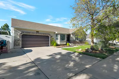 5244 W Shaggy Peak Dr, Riverton, UT 84096 - Photo 2