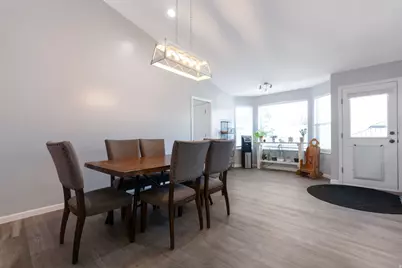 5244 W Shaggy Peak Dr, Riverton, UT 84096 - Photo 10