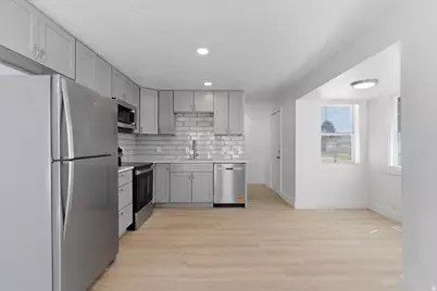 171 W Vine St, Tooele, UT 84074 - Photo 10