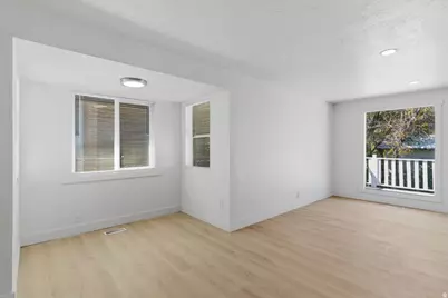 171 W Vine St, Tooele, UT 84074 - Photo 8