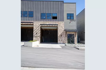 5852 N Queens Garden Rd #4, Mountain Green, UT 84050 - Photo 2