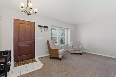 11189 S Ohenry Rd, Sandy, UT 84070 - Photo 4