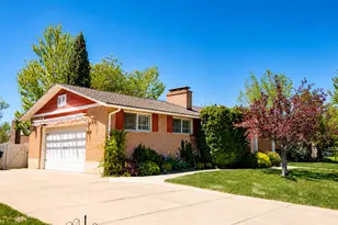 555 N 30 Dr W, Kaysville, UT 84037 - Photo 2