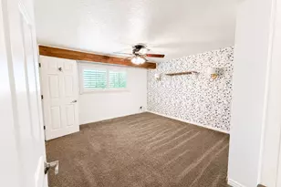 555 N 30 Dr W, Kaysville, UT 84037 - Photo 14