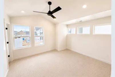 7027 W Lake Ave, South Jordan, UT 84009 - Photo 16