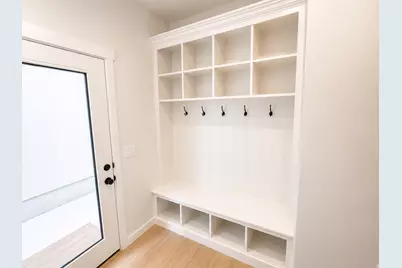 7027 W Lake Ave, South Jordan, UT 84009 - Photo 14