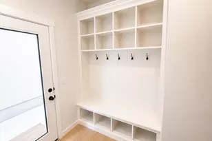 7027 W Lake Ave, South Jordan, UT 84009 - Photo 14