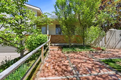 4245 S 3320 E, Holladay, UT 84124 - Photo 8