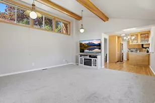 4245 S 3320 E, Holladay, UT 84124 - Photo 18