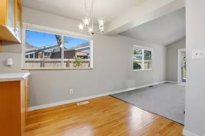 4245 S 3320 E, Holladay, UT 84124 - Photo 18