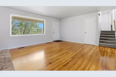 4245 S 3320 E, Holladay, UT 84124 - Photo 12
