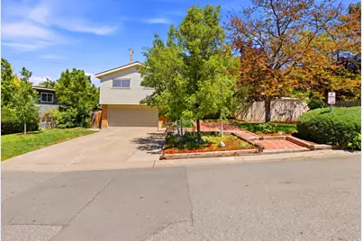 4245 S 3320 E, Holladay, UT 84124 - Photo 6