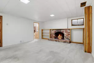 4245 S 3320 E, Holladay, UT 84124 - Photo 28