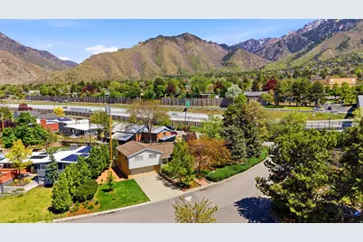 4245 S 3320 E, Holladay, UT 84124 - Photo 38