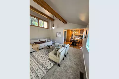 4245 S 3320 E, Holladay, UT 84124 - Photo 16