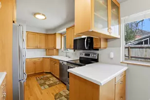 4245 S 3320 E, Holladay, UT 84124 - Photo 12