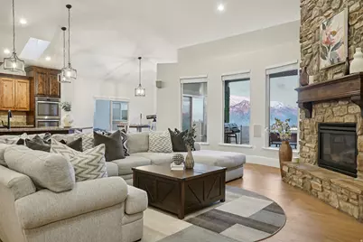 2184 E Eagle Crest Dr, Draper, UT 84020 - Photo 6