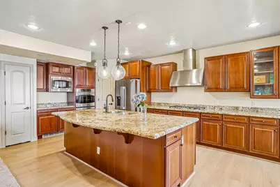 2184 E Eagle Crest Dr, Draper, UT 84020 - Photo 44