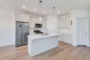 987 W Coral Charm Wy, Saratoga Springs, UT 84045 - Photo 6