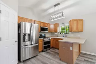 202 W 1700 N, Lehi, UT 84043 - Photo 4