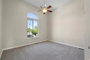 153 W 2040 N, Lehi, UT 84043 - Photo 22