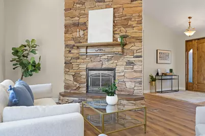 153 W 2040 N, Lehi, UT 84043 - Photo 6