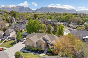 153 W 2040 N, Lehi, UT 84043 - Photo 2