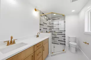 1934 E Severn Dr, Holladay, UT 84124 - Photo 14