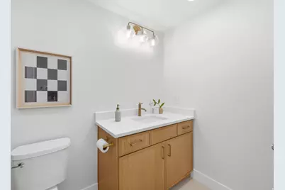 1934 E Severn Dr, Holladay, UT 84124 - Photo 12