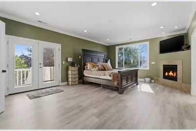 10754 S 1225 E, Sandy, UT 84094 - Photo 10