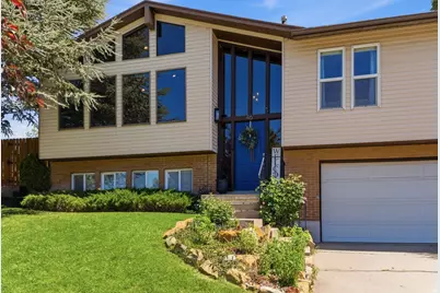 46 N Country Ln, Fruit Heights, UT 84037 - Photo 2
