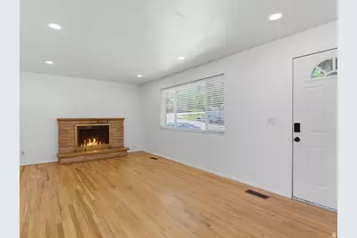 473 E 1650 S, Bountiful, UT 84010 - Photo 4