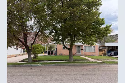 299 S 300 E, Cedar City, UT 84720 - Photo 2