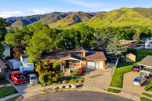 18 W 900 N, Bountiful, UT 84010 - Photo 1