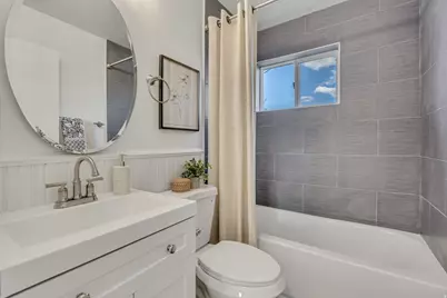 5889 S 2600 W, Roy, UT 84067 - Photo 8