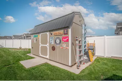 3362 W 2500 N, Clinton, UT 84015 - Photo 24