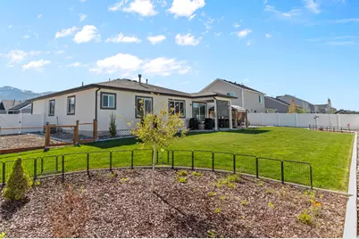 437 N 770 W, Smithfield, UT 84335 - Photo 34