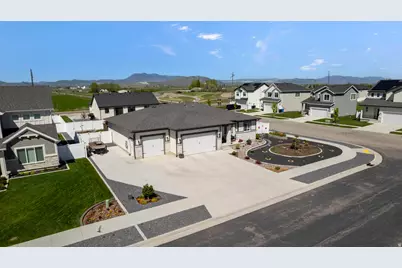 437 N 770 W, Smithfield, UT 84335 - Photo 30