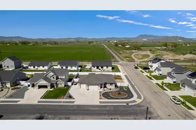 437 N 770 W, Smithfield, UT 84335 - Photo 42