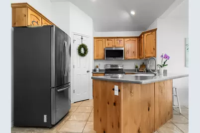 1602 W Renaissance Way, Springville, UT 84663 - Photo 12